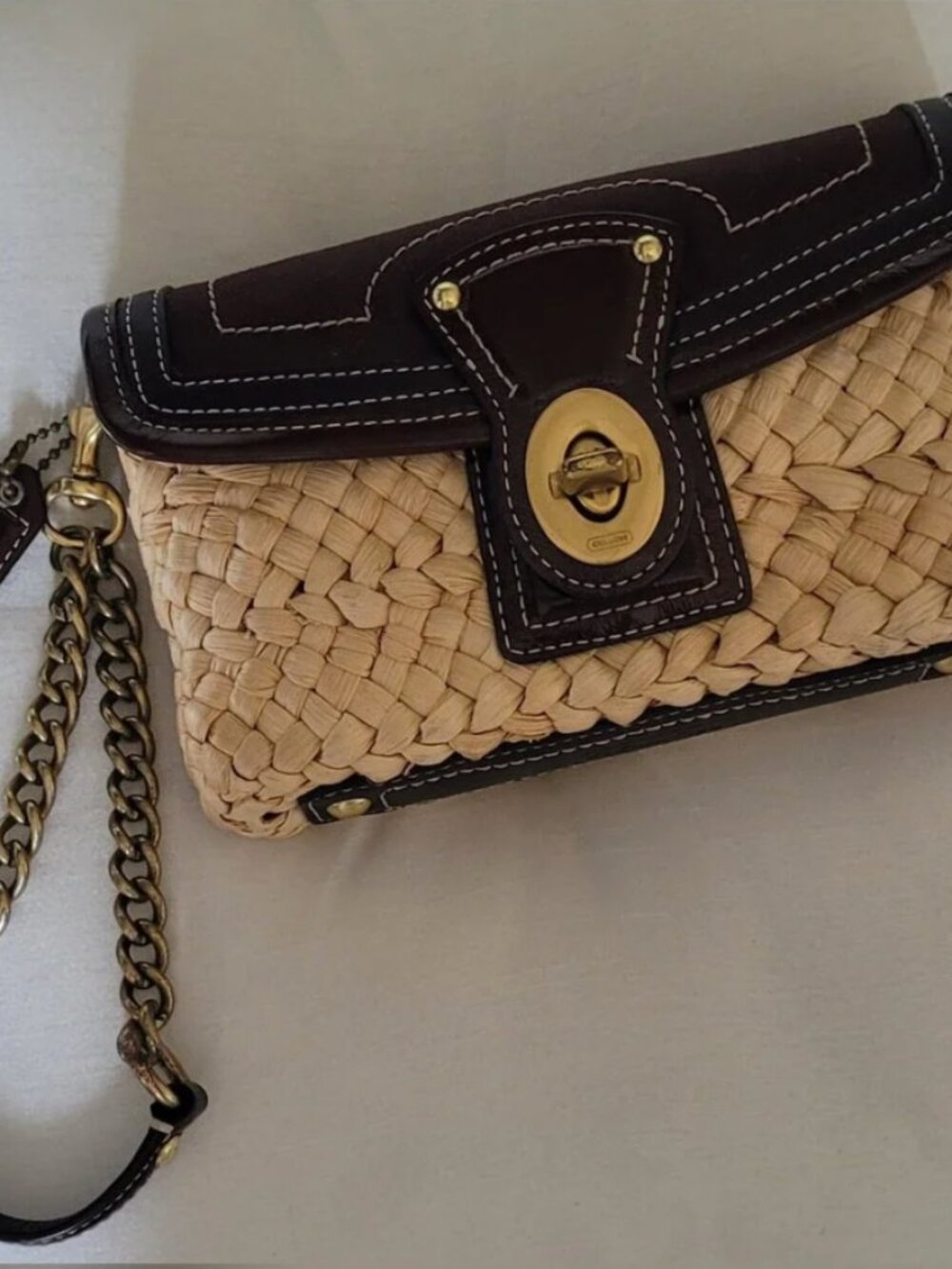 727 Coach Straw Summertime Turnlock Wristlet Clutch Brown Brass Raffia Vintage - Picture 3 of 12